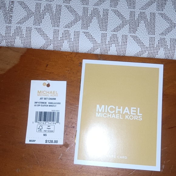 Michael Kors Jet Set handbag/pouch - Picture 3 of 3